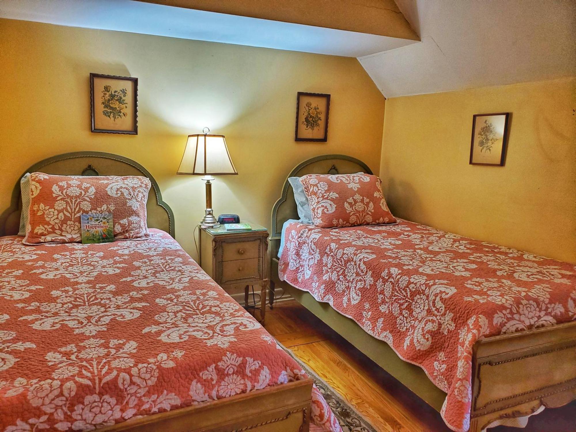 Montague Inn Bed & Breakfast Сагино Экстерьер фото