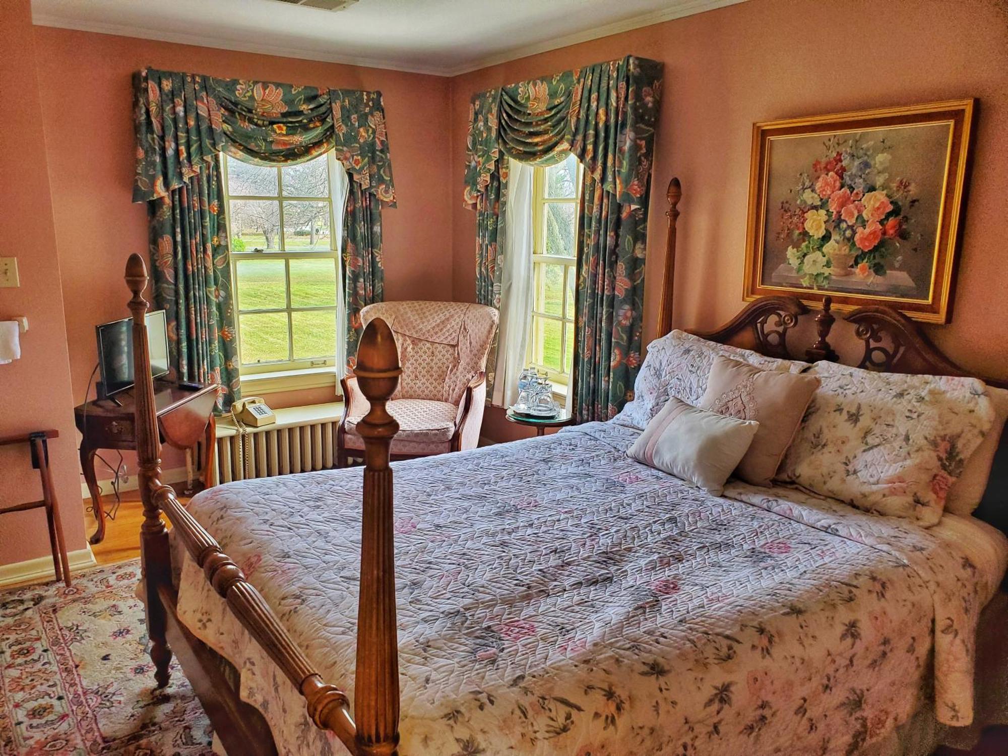 Montague Inn Bed & Breakfast Сагино Экстерьер фото