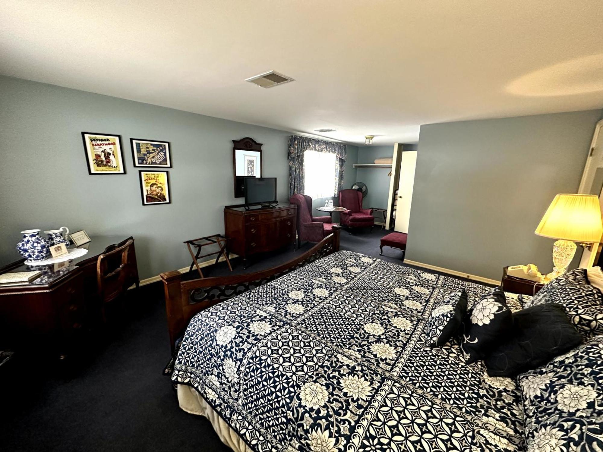 Montague Inn Bed & Breakfast Сагино Экстерьер фото