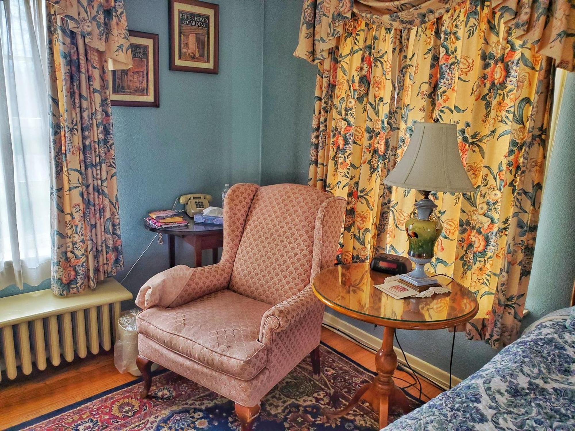 Montague Inn Bed & Breakfast Сагино Экстерьер фото