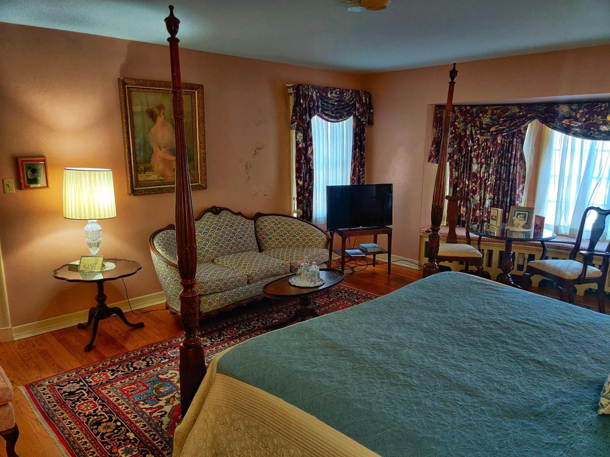 Montague Inn Bed & Breakfast Сагино Экстерьер фото
